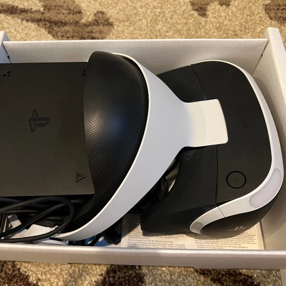 PS4 VR Headset & Blood & Truth Game